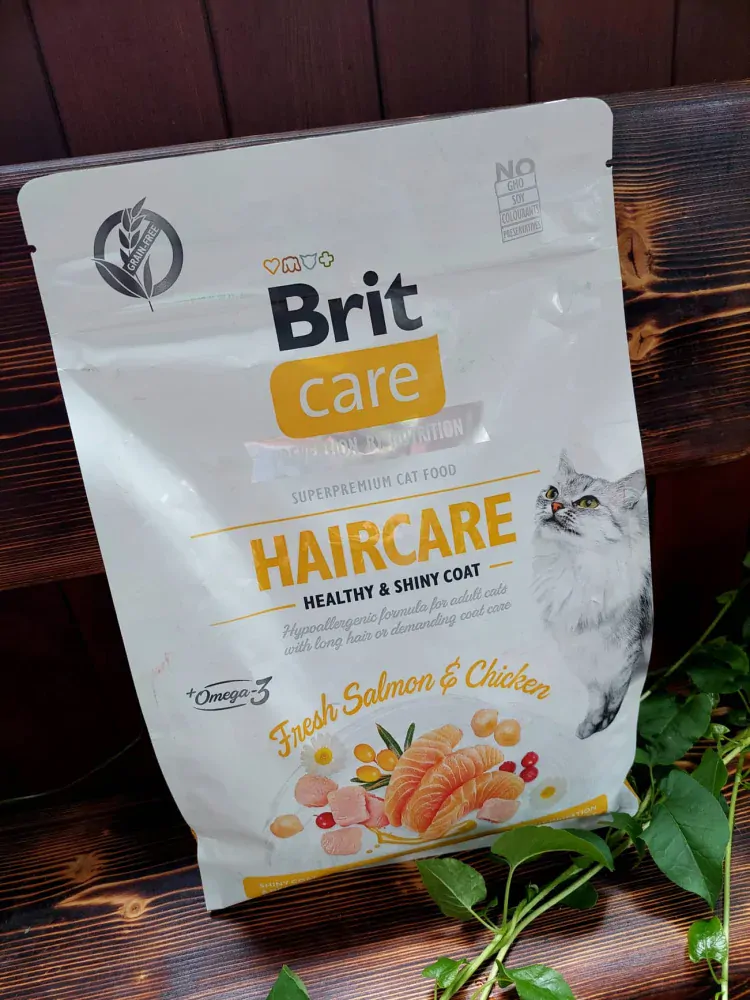 Brit Care Cat Haircare Healthy & Shiny Coat losos GF granule pro kočky 0,4 kg